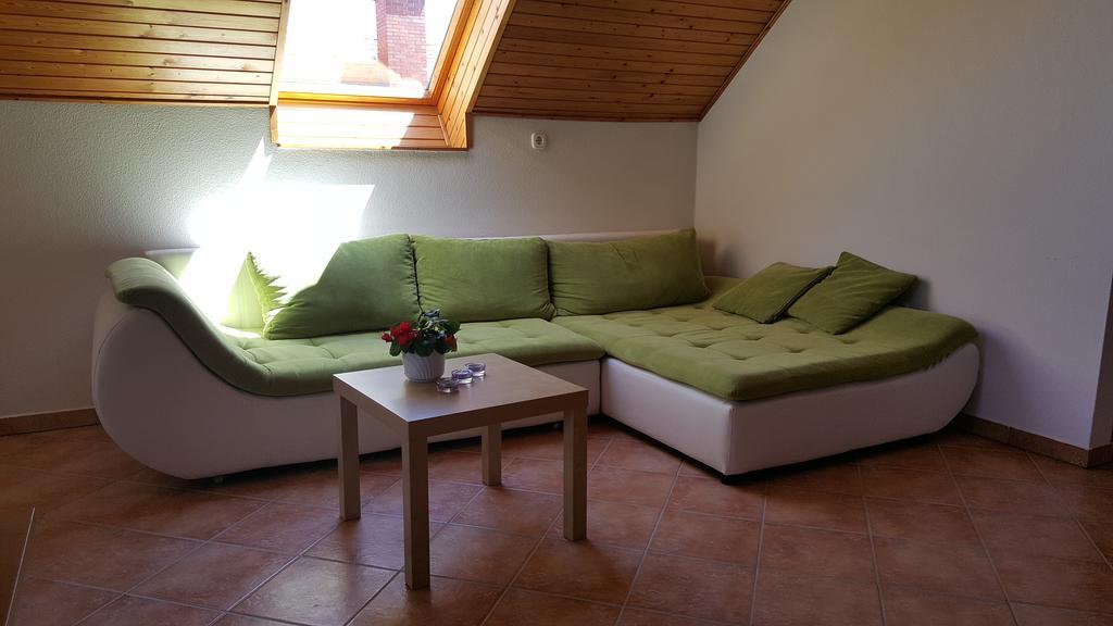 Apartman Nora Ii. Bük Buitenkant foto